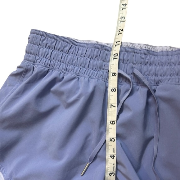Lululemon Choose A Side Short *3"- Reversible Athletic Shorts- Size 2 - Picture 14 of 15